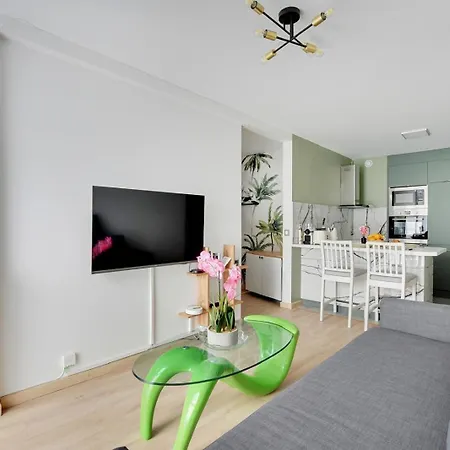 Parischarm Apartament